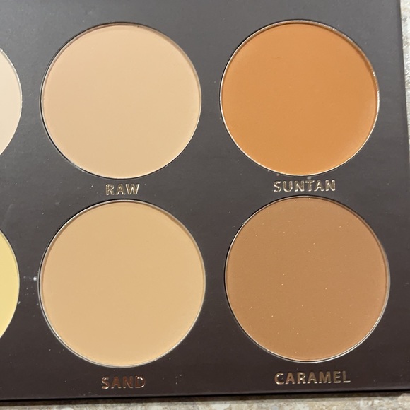 KAB COSMETICS CONTOUR PALETTE - Picture 4 of 5